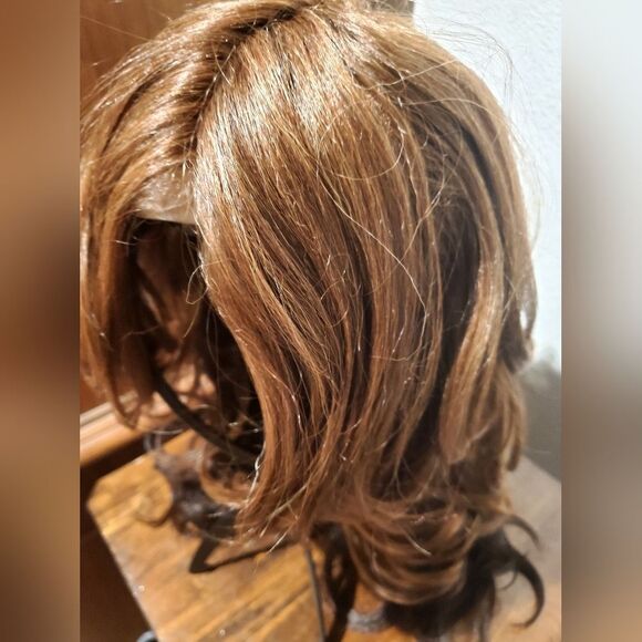 Nwt Vanessa Top Super C-Side Lace Wig- Milkis Chestnut - Picture 10 of 16